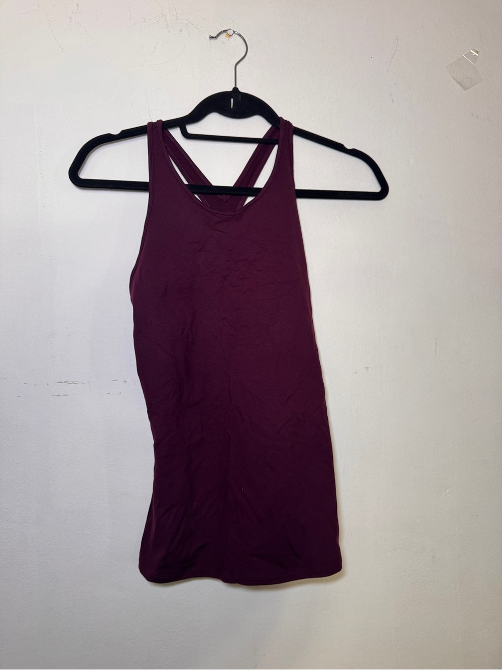 ALO Yoga Cross-Back Tank Top - Burgundy